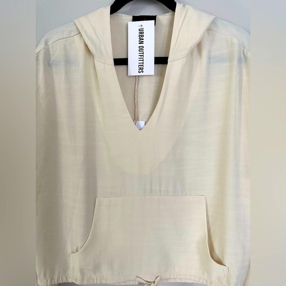 Urban Outfitters Lumiere Crop Hoodies in Medium - Picture 5 of 8